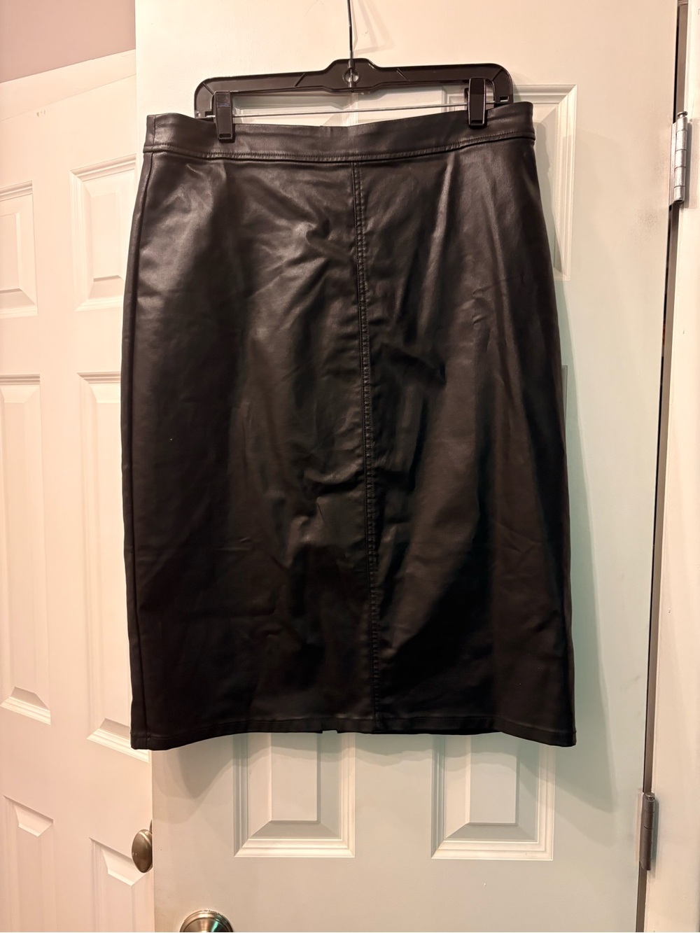 NWT Lilly Pulitzer Black Faux Leather Pencil Skirt